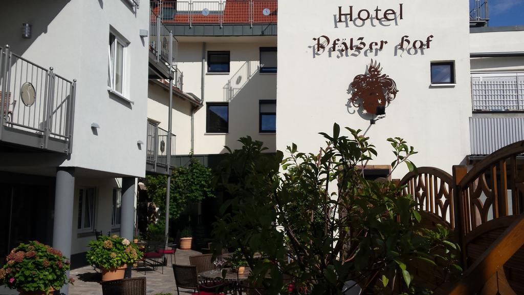 Hotel-Restaurant Pfaelzer Hof Edenkoben Exteriör bild